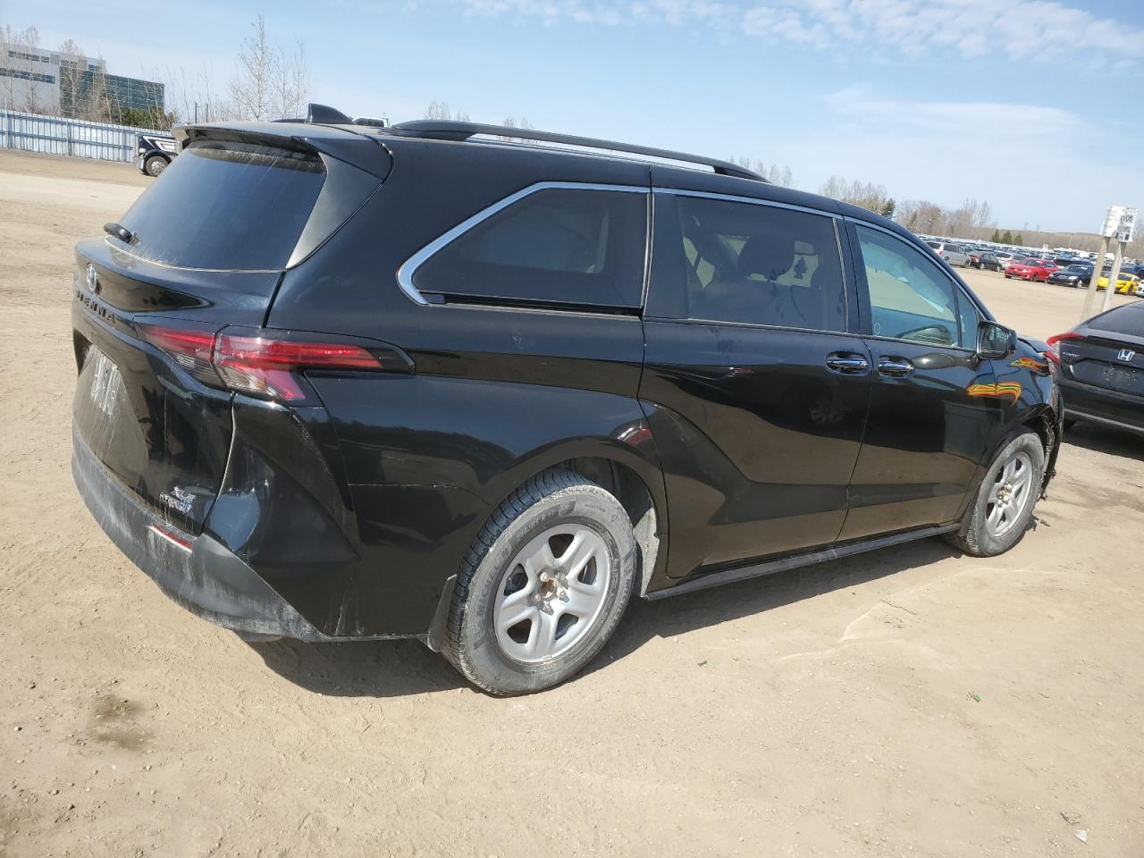 2022 TOYOTA SIENNA LE VIN:5TDGRKEC4NS104238