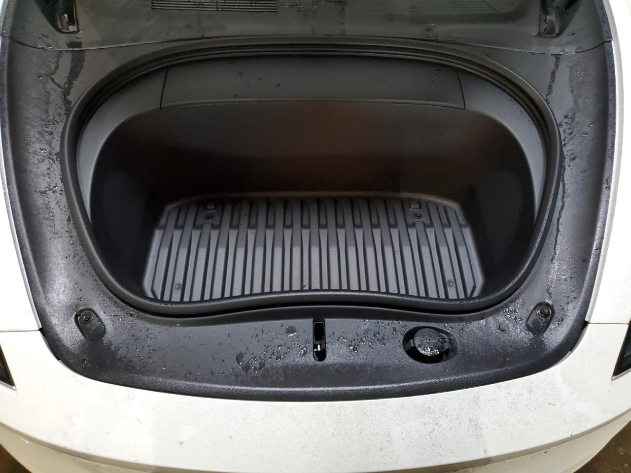 2024 TESLA MODEL 3  VIN:5YJ3E1EA5RF795468