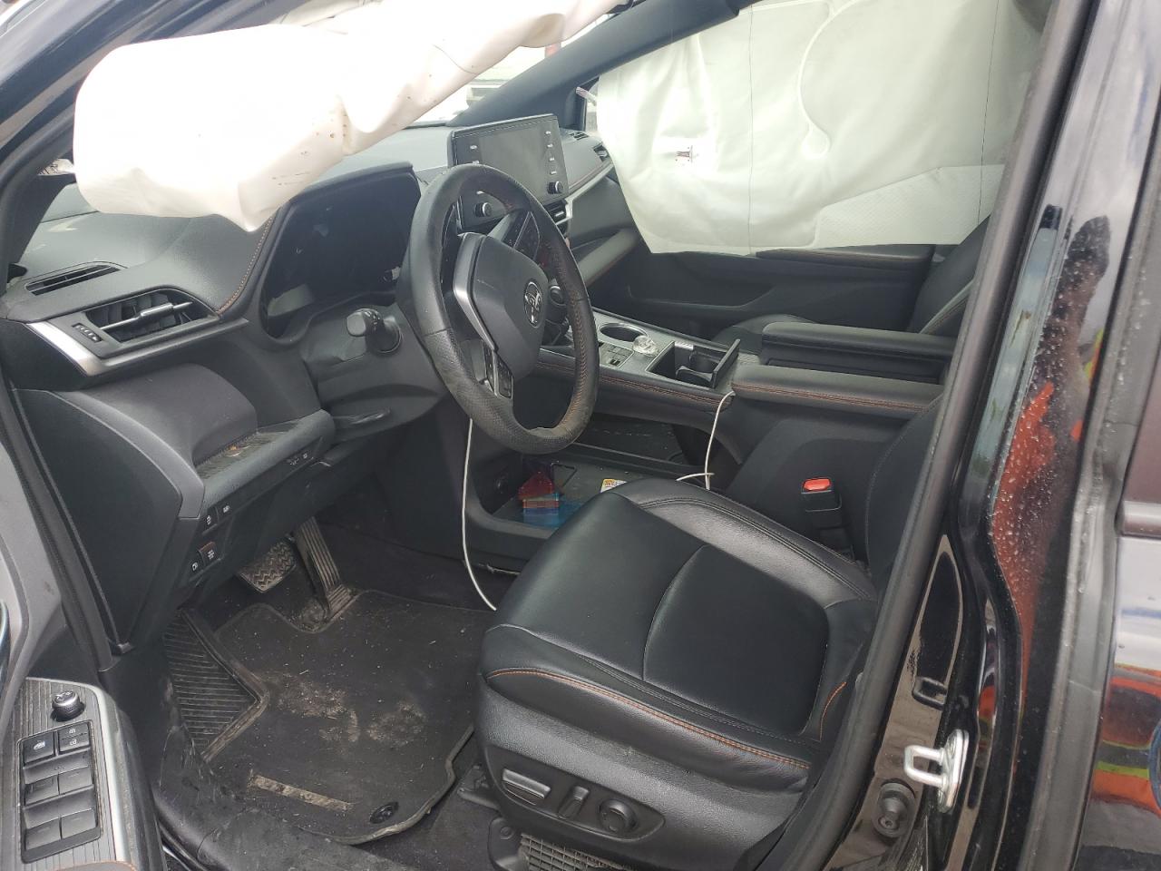 2022 TOYOTA SIENNA XSE VIN:5TDXRKEC1NS076141