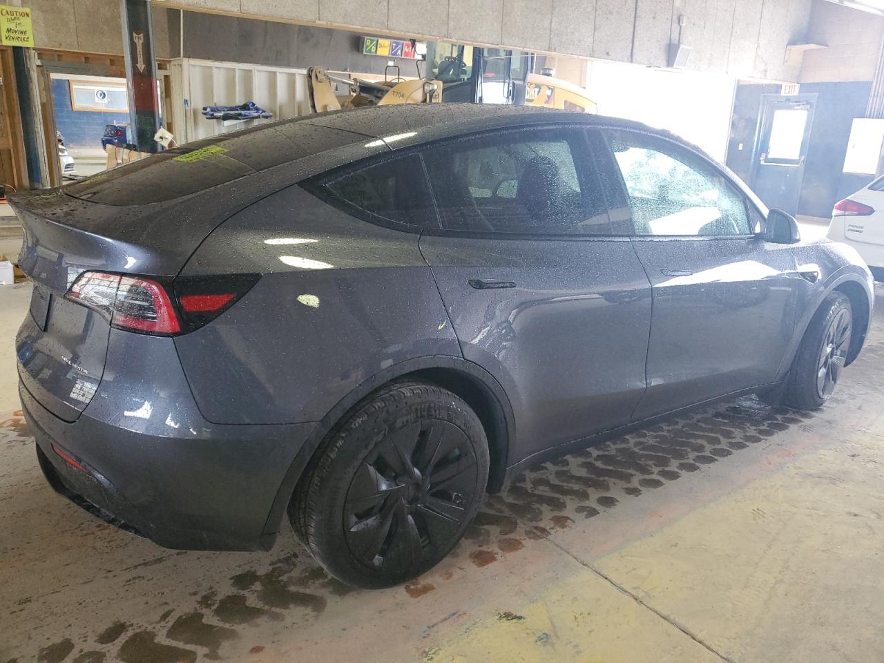 2023 TESLA MODEL Y  VIN:7SAYGDEE2PF843836