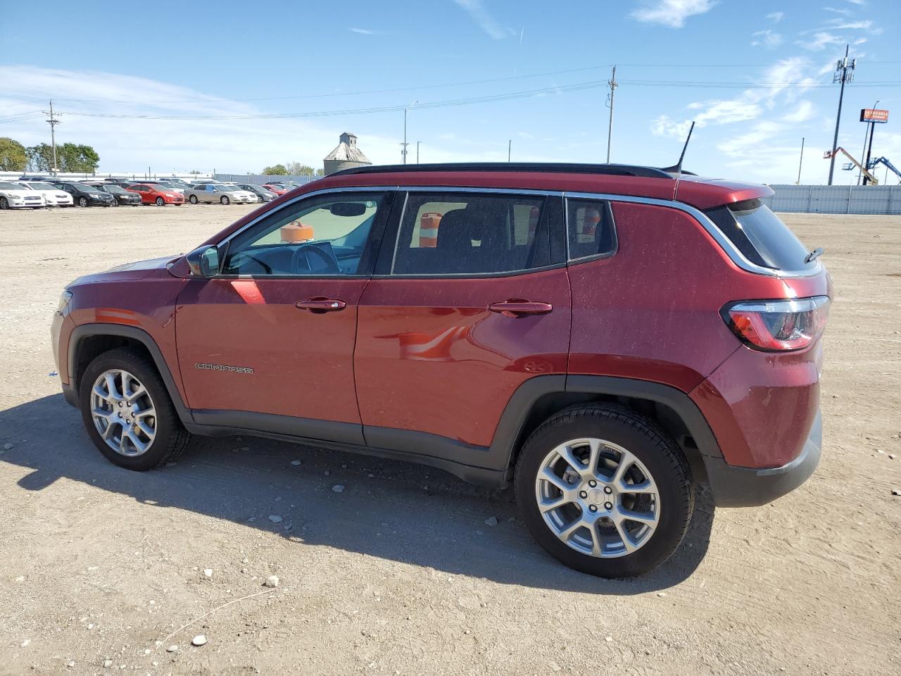 2022 JEEP COMPASS LATITUDE LUX VIN:3C4NJDFB6NT118017