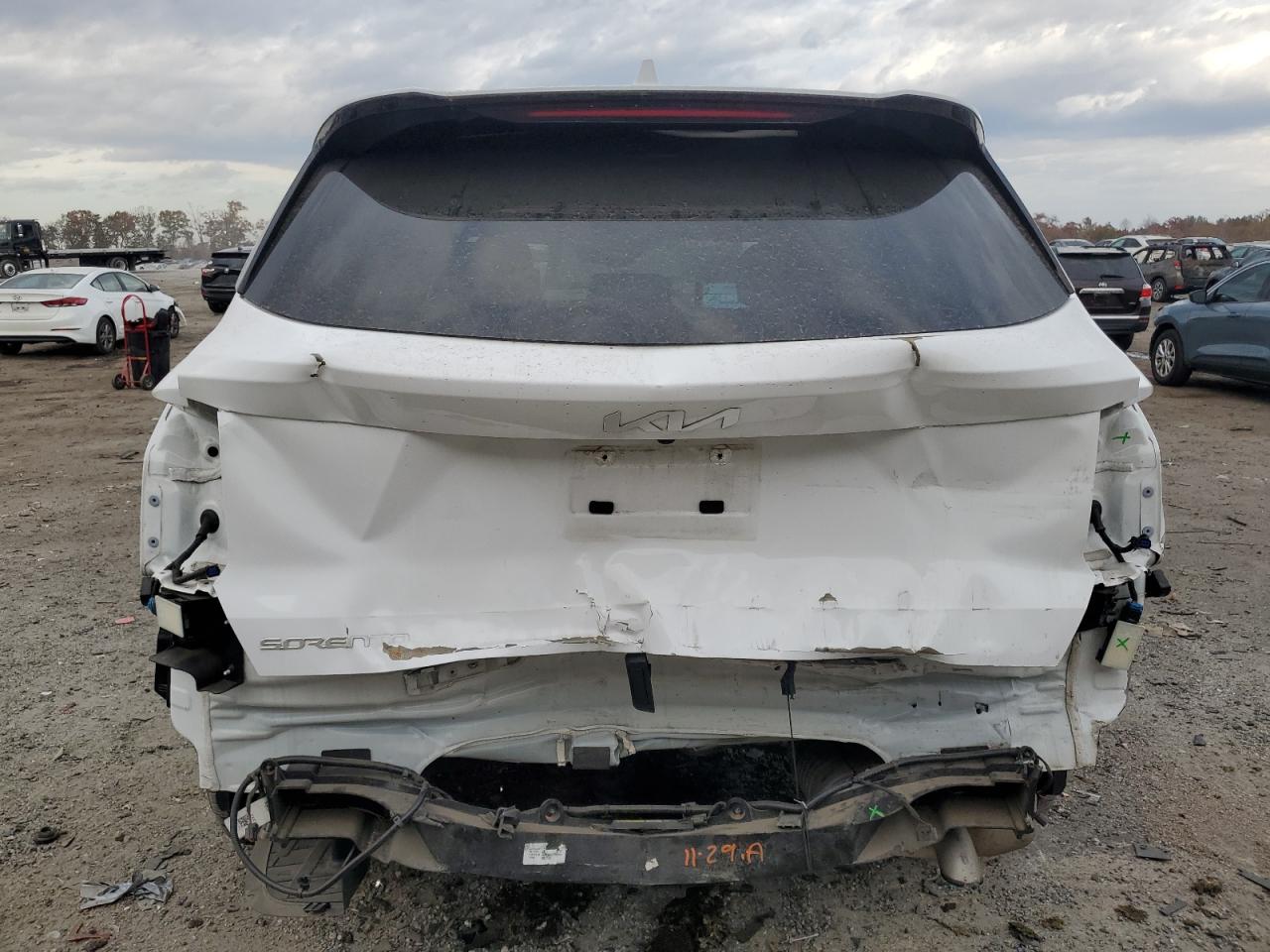 2023 KIA SORENTO S VIN:5XYRL4LC7PG172350