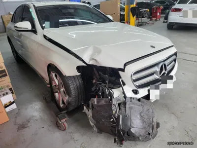 2018 Mercedes-Benz E 200 VIN: