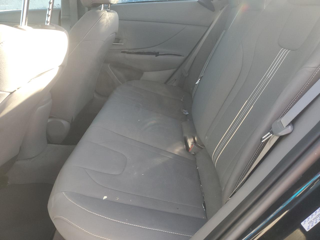 2022 HYUNDAI ELANTRA SEL VIN:KMHLM4AG0NU363740