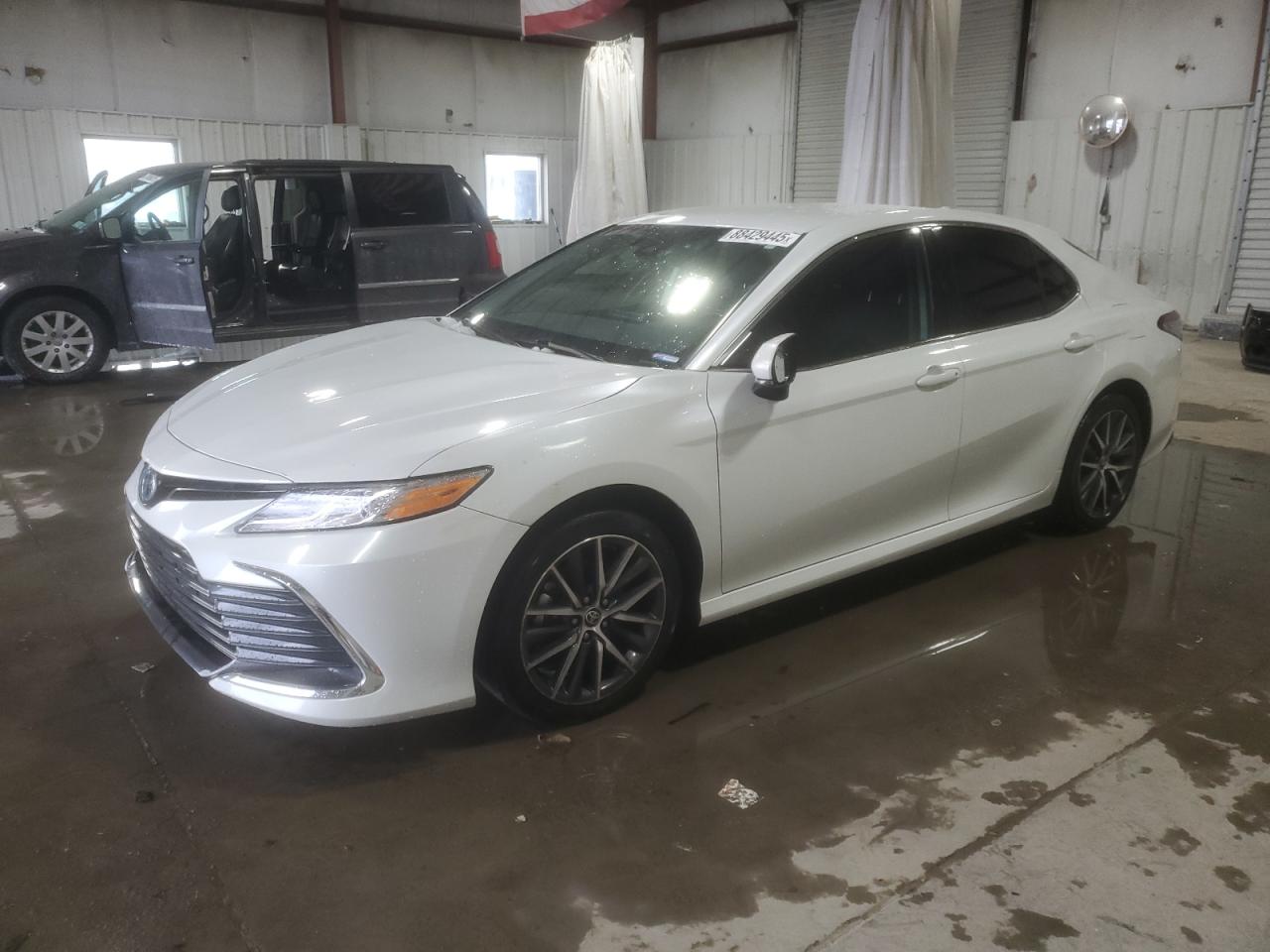 2022 TOYOTA CAMRY XLE VIN:4T1F31AK6NU577182