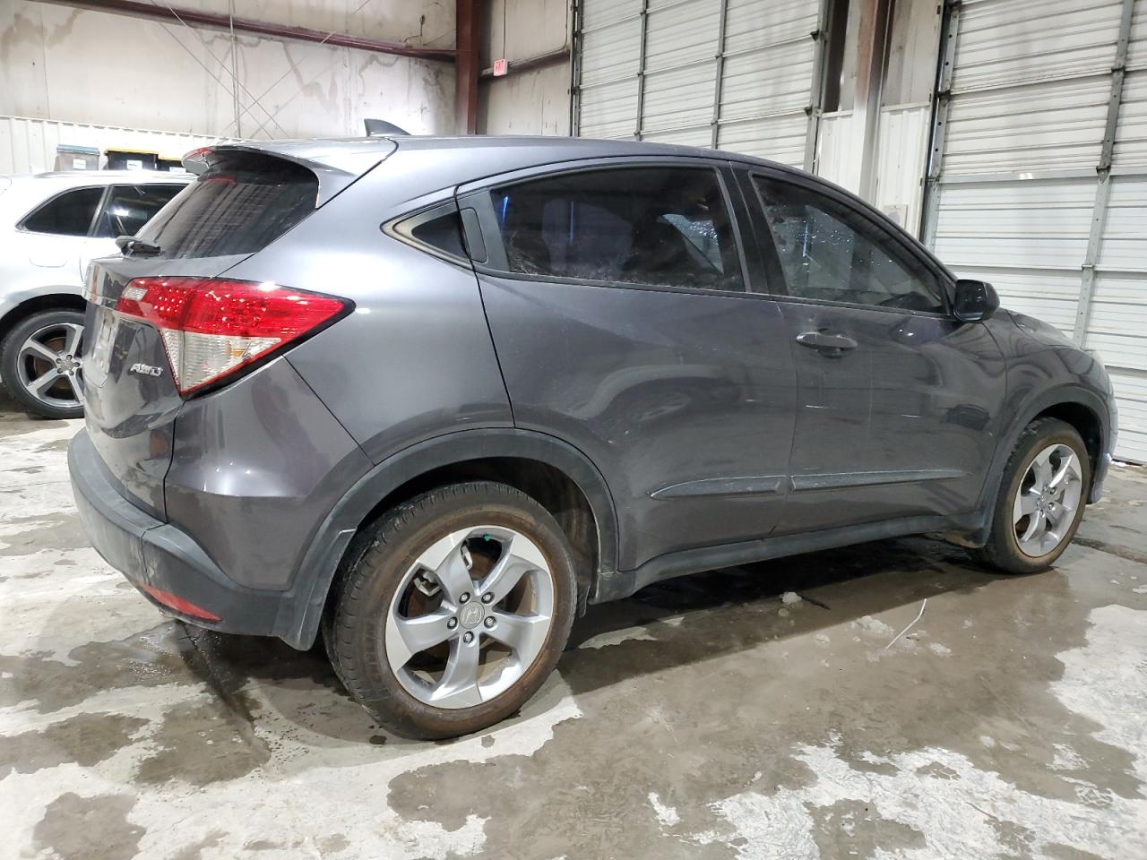 2022 HONDA HR-V LX VIN:3CZRU6H33NM747572