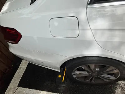 2014 Mercedes-Benz E 300 VIN: