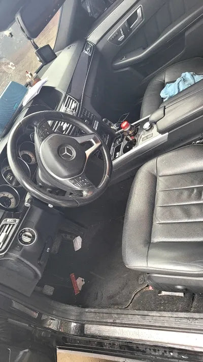 2014 Mercedes-Benz E 220 VIN: