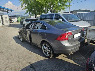 2018 Volvo S60 YV1FSA8BDJ2461851 VIN:YV1FSA8BDJ2461851