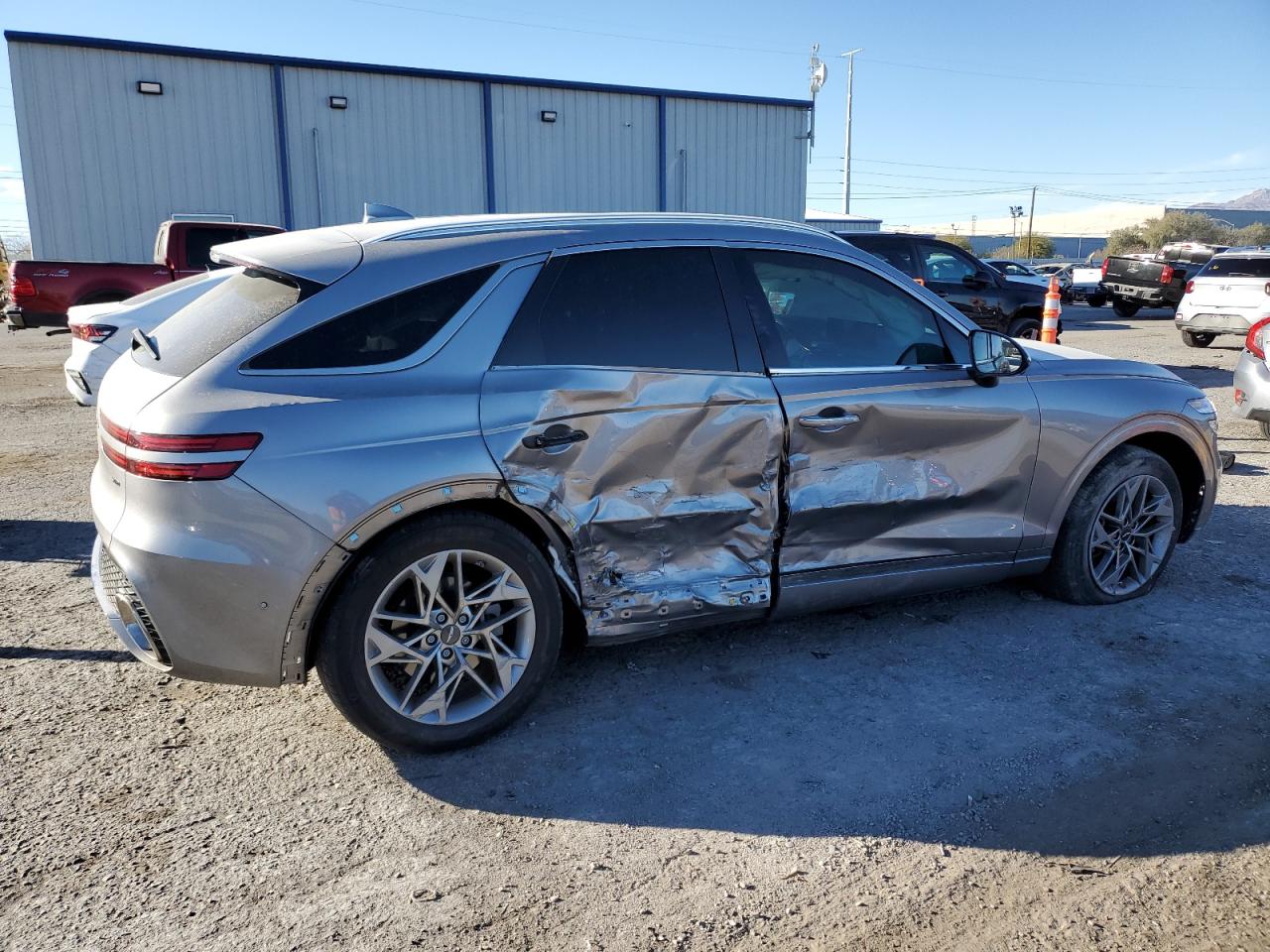 2022 GENESIS GV70 BASE VIN:2C4RC1BG9FR601937