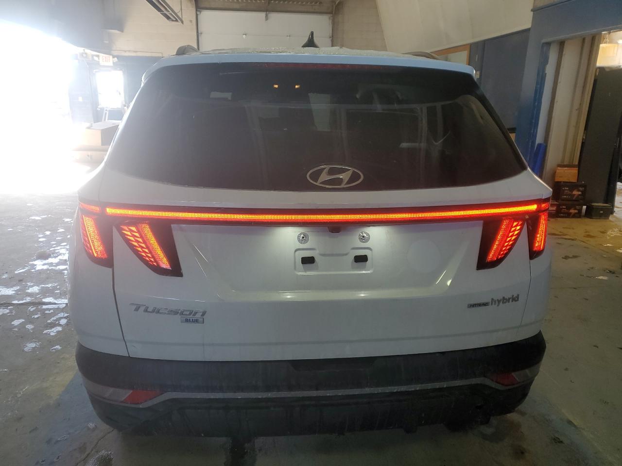 2022 HYUNDAI TUCSON BLUE VIN:KM8JBCA17NU030065
