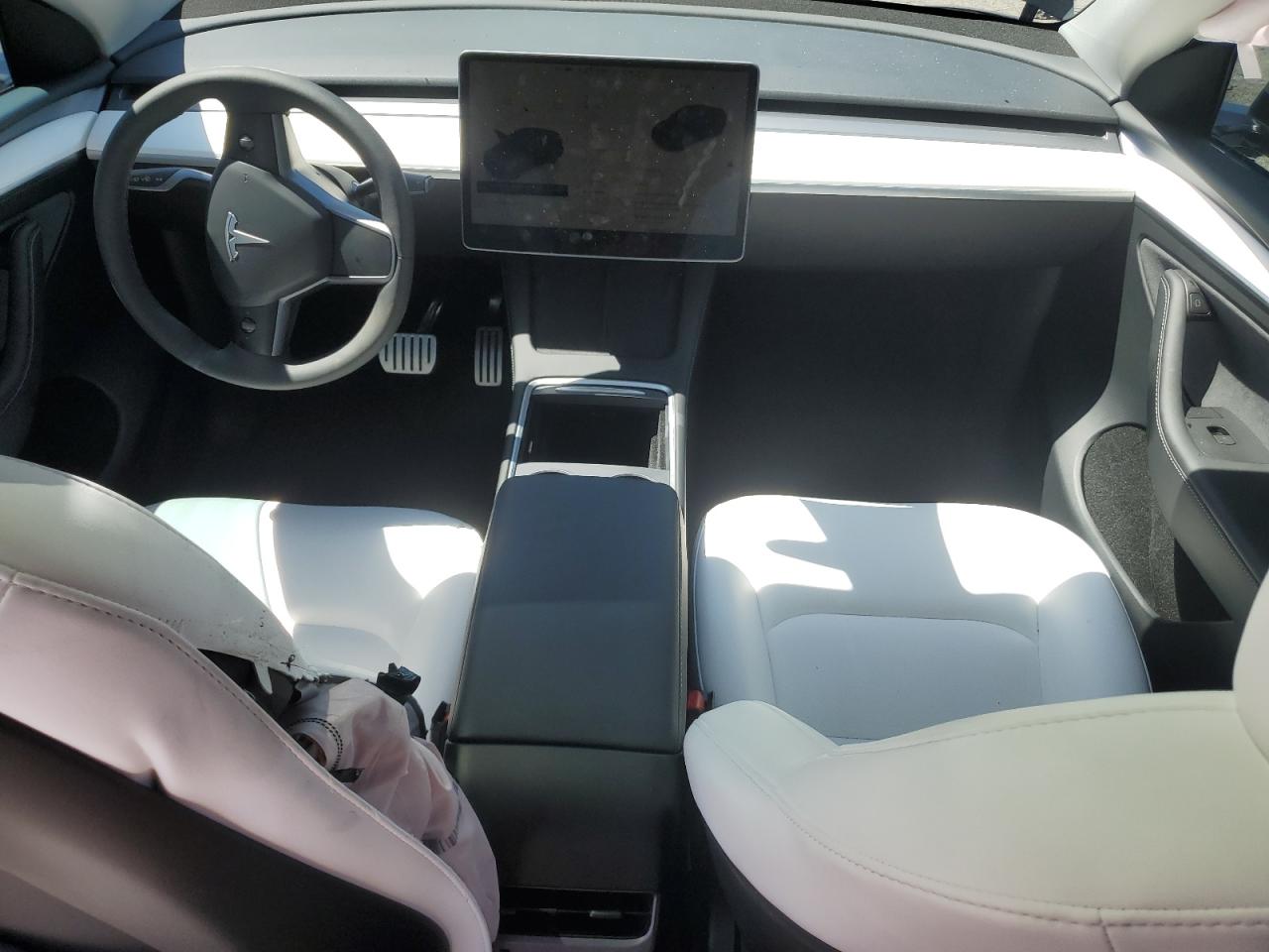 2024 TESLA MODEL Y  VIN:7SAYGDEFXRF128976