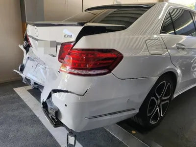 2014 Mercedes-Benz E 220 VIN: