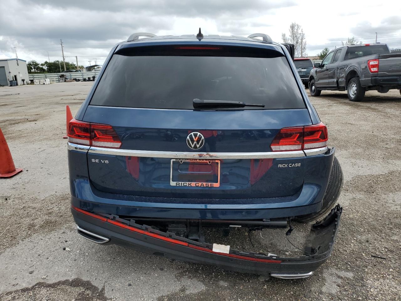 2023 VOLKSWAGEN ATLAS SE VIN:1V2WR2CA2PC537153