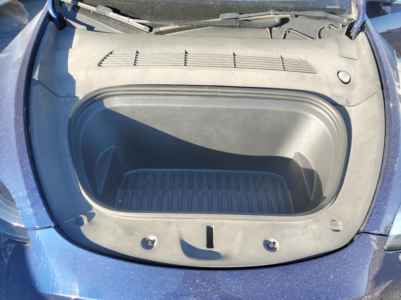 2023 TESLA MODEL Y  VIN:7SAYGDEE1PA127748