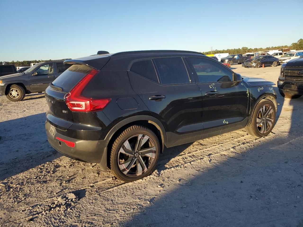 2023 VOLVO XC40 ULTIMATE VIN:YV4L12UX8P2964743
