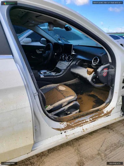 2016 Mercedes-Benz C 200 WDDWF4CB7HF480968 VIN:WDDWF4CB7HF480968