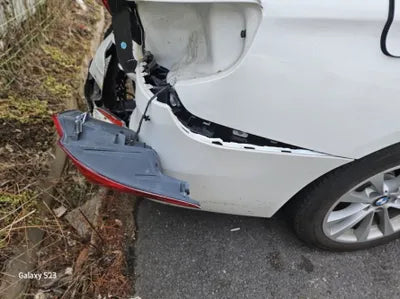 2018 BMW 320 613KMWBA8T3109JGB VIN:613KMWBA8T3109JGB