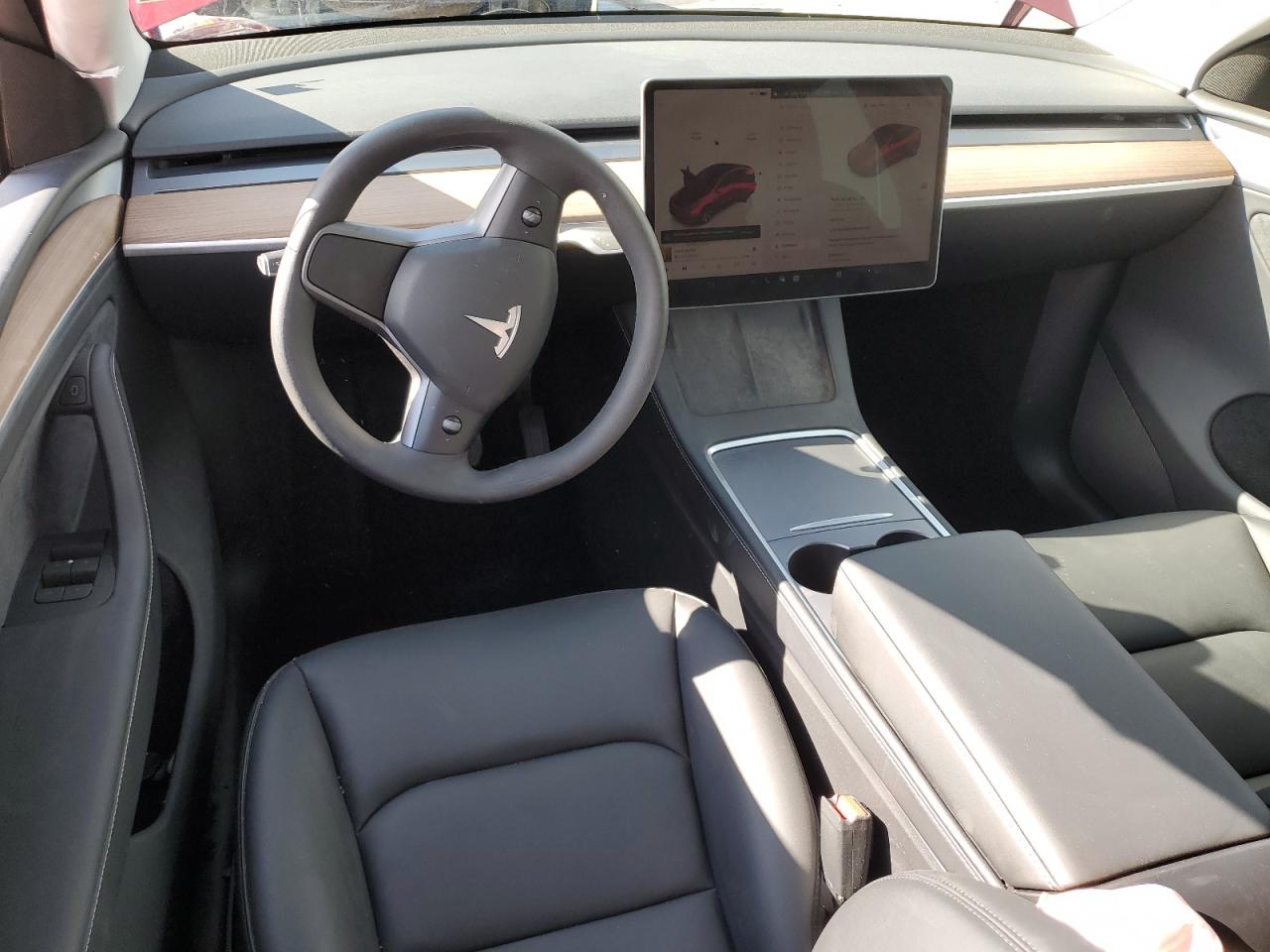 2024 TESLA MODEL Y  VIN:7SAYGDEE5RA255736