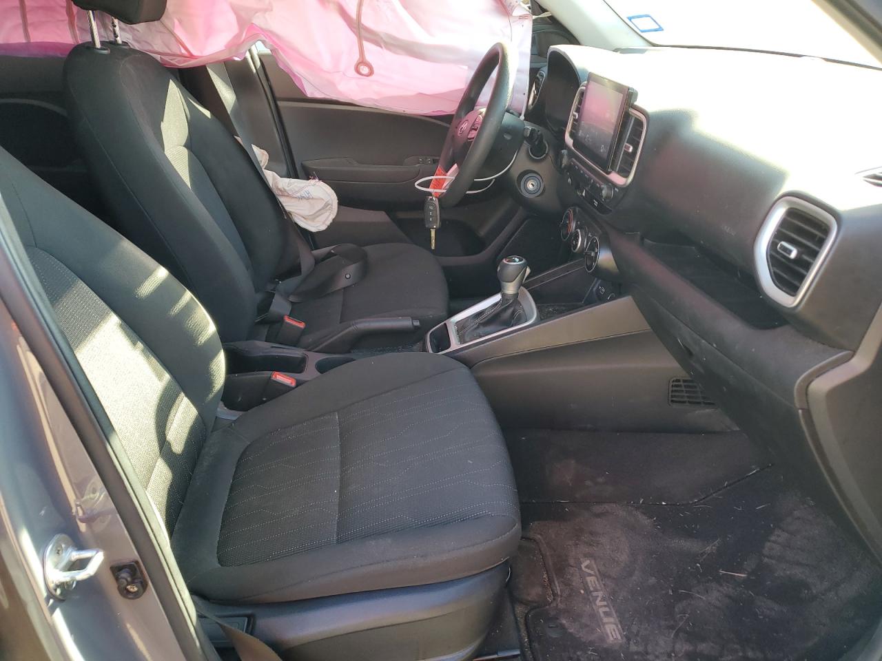 2022 HYUNDAI VENUE SE VIN:KMHRB8A32NU202892