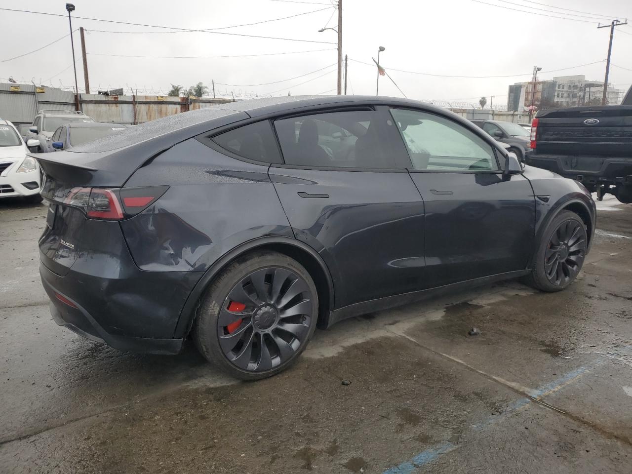 2024 TESLA MODEL Y  VIN:7SAYGDEF7RF104408
