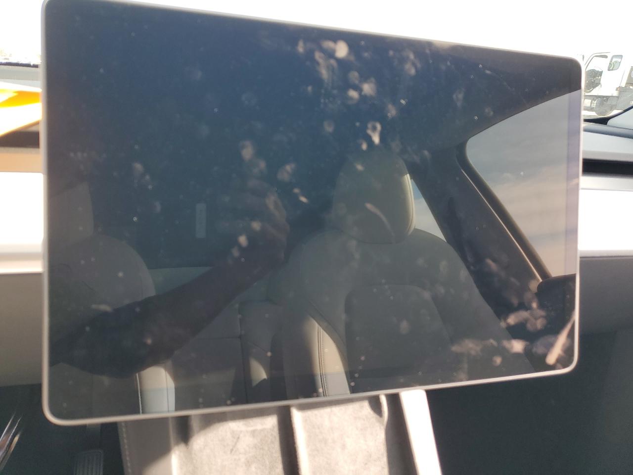 2024 TESLA MODEL Y  VIN:7SAYGDED4RF055859