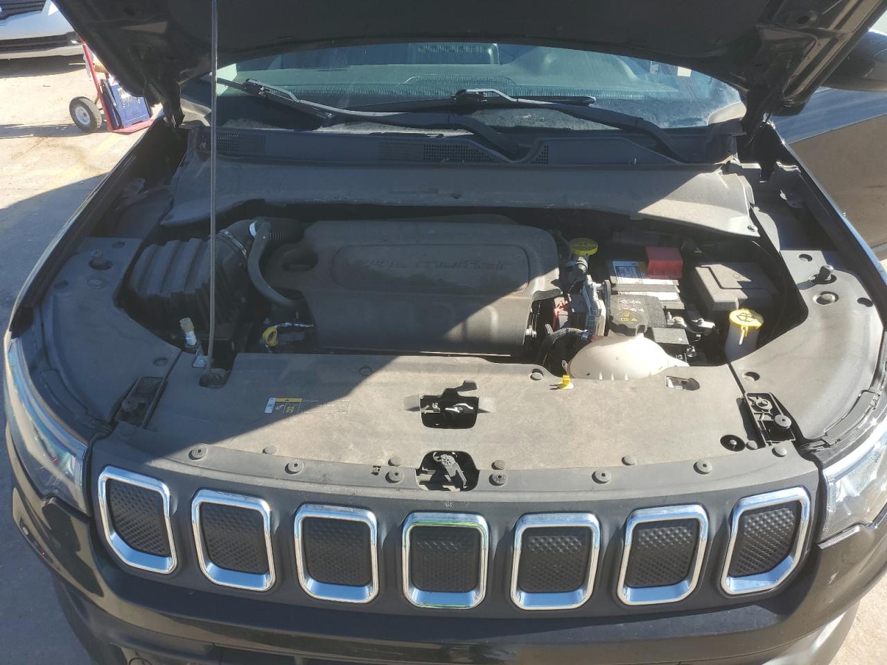 2022 JEEP COMPASS LATITUDE VIN:3C4NJDBB9NT169291