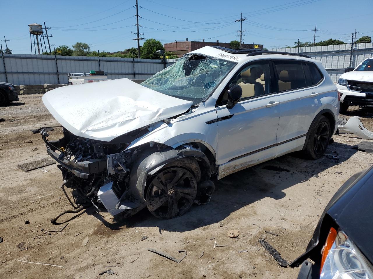 2023 VOLKSWAGEN TIGUAN SE R-LINE BLACK VIN:3VVCB7AX9PM003340