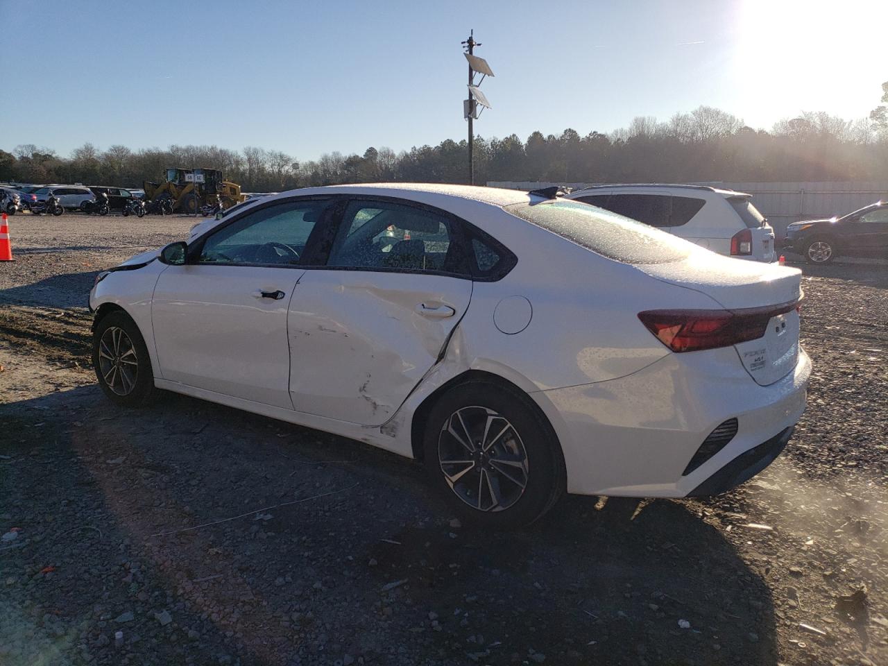 2023 KIA FORTE LX VIN:3N1AB7AP4FY322676