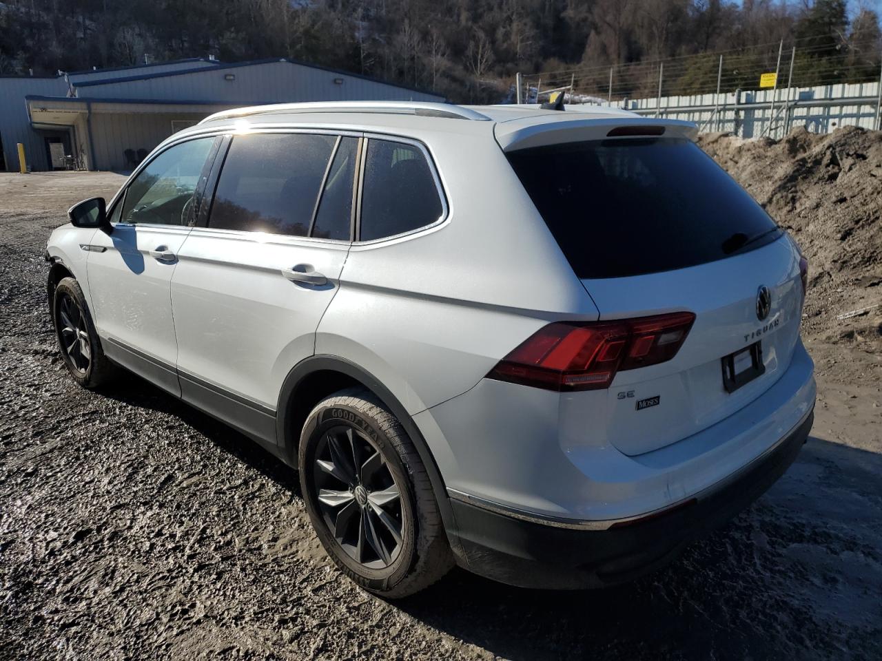 2023 VOLKSWAGEN TIGUAN SE VIN:3VV3B7AX3PM114904
