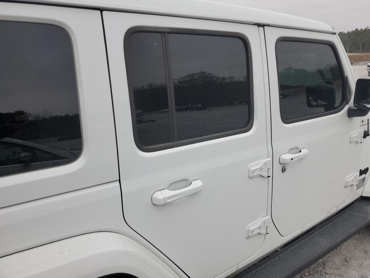 2022 JEEP WRANGLER UNLIMITED SAHARA VIN:1C4HJXEG6NW158118
