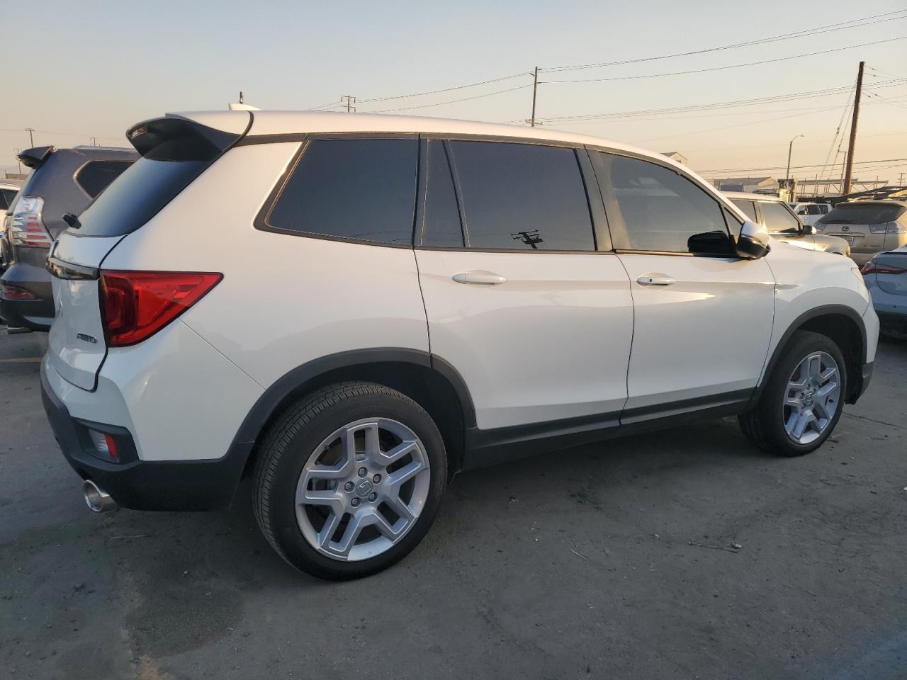 2024 HONDA PASSPORT EXL VIN:5FNYF8H50RB003754