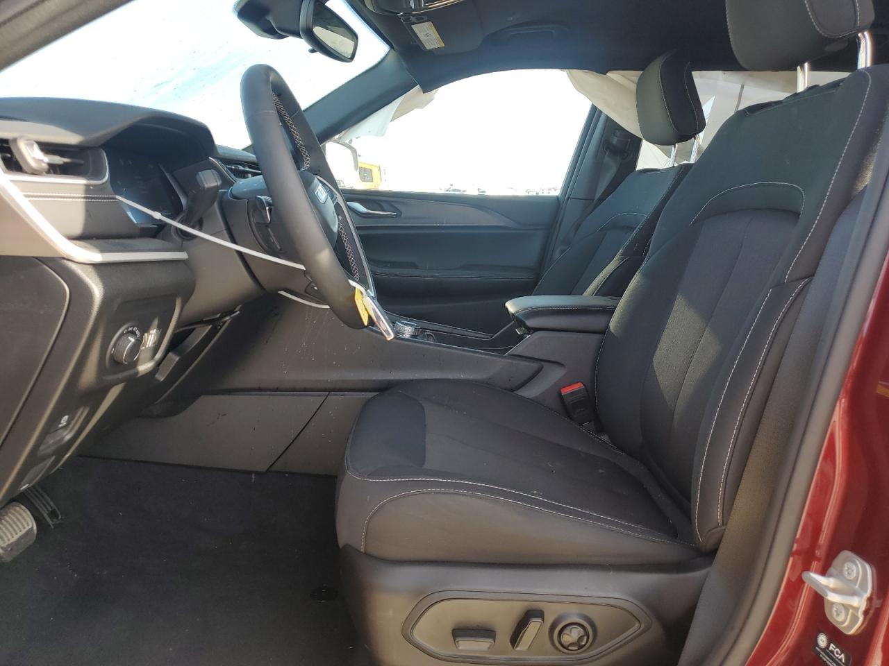 2024 JEEP GRAND CHEROKEE L LAREDO VIN:1C4RJJAG6R8504458