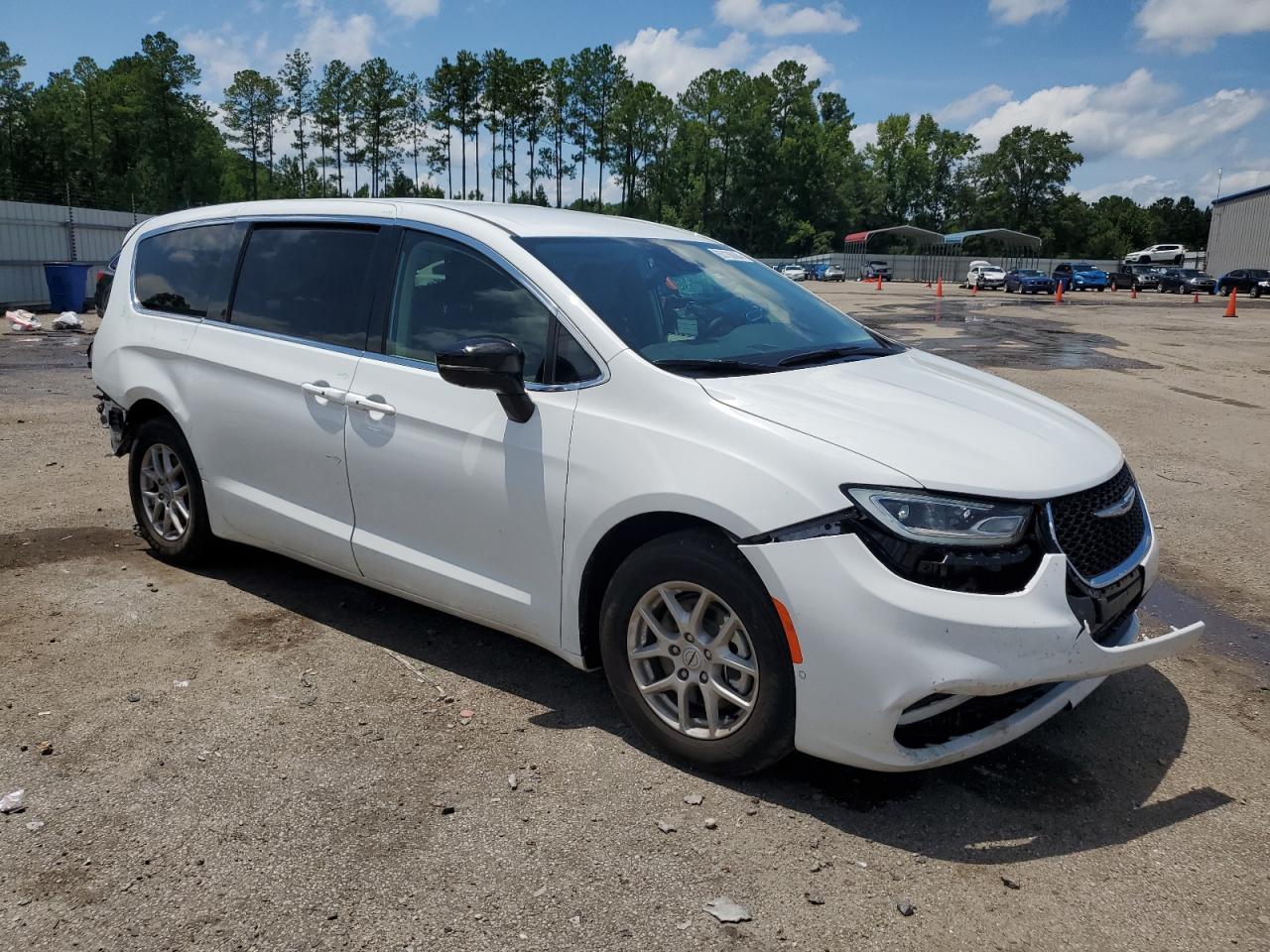 2024 CHRYSLER PACIFICA TOURING L VIN:2C4RC1BG1RR114381