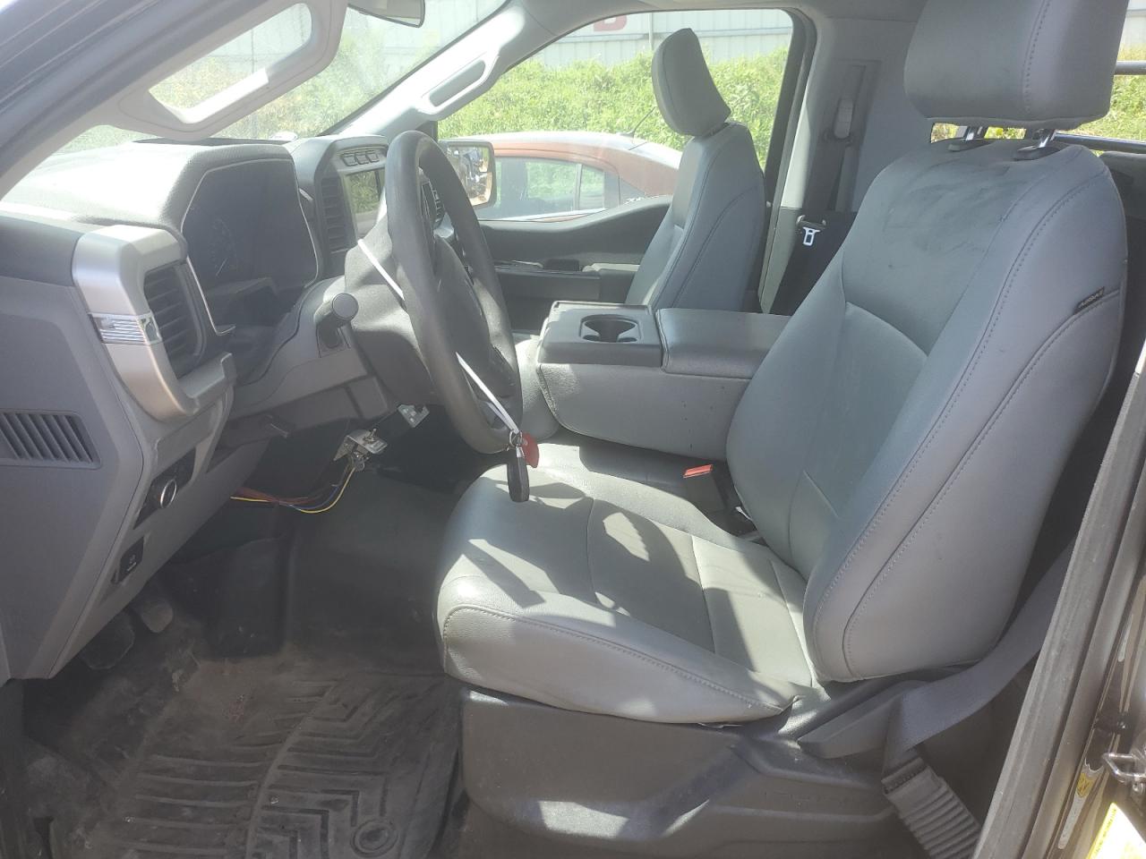 2022 FORD F150  VIN:1FTMF1E51NKD61209