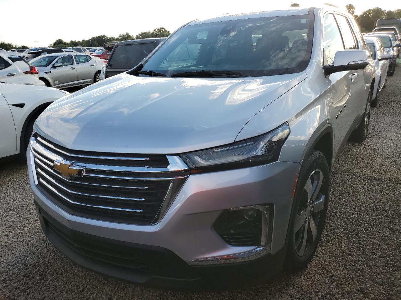 2022 CHEVROLET TRAVERSE LT VIN:1GNERHKW0NJ126735