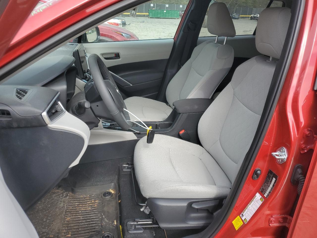 2024 TOYOTA COROLLA CROSS LE VIN:7MUCAABG6RV095657