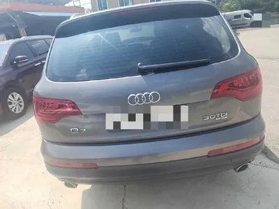 2014 Audi Q7 VIN: