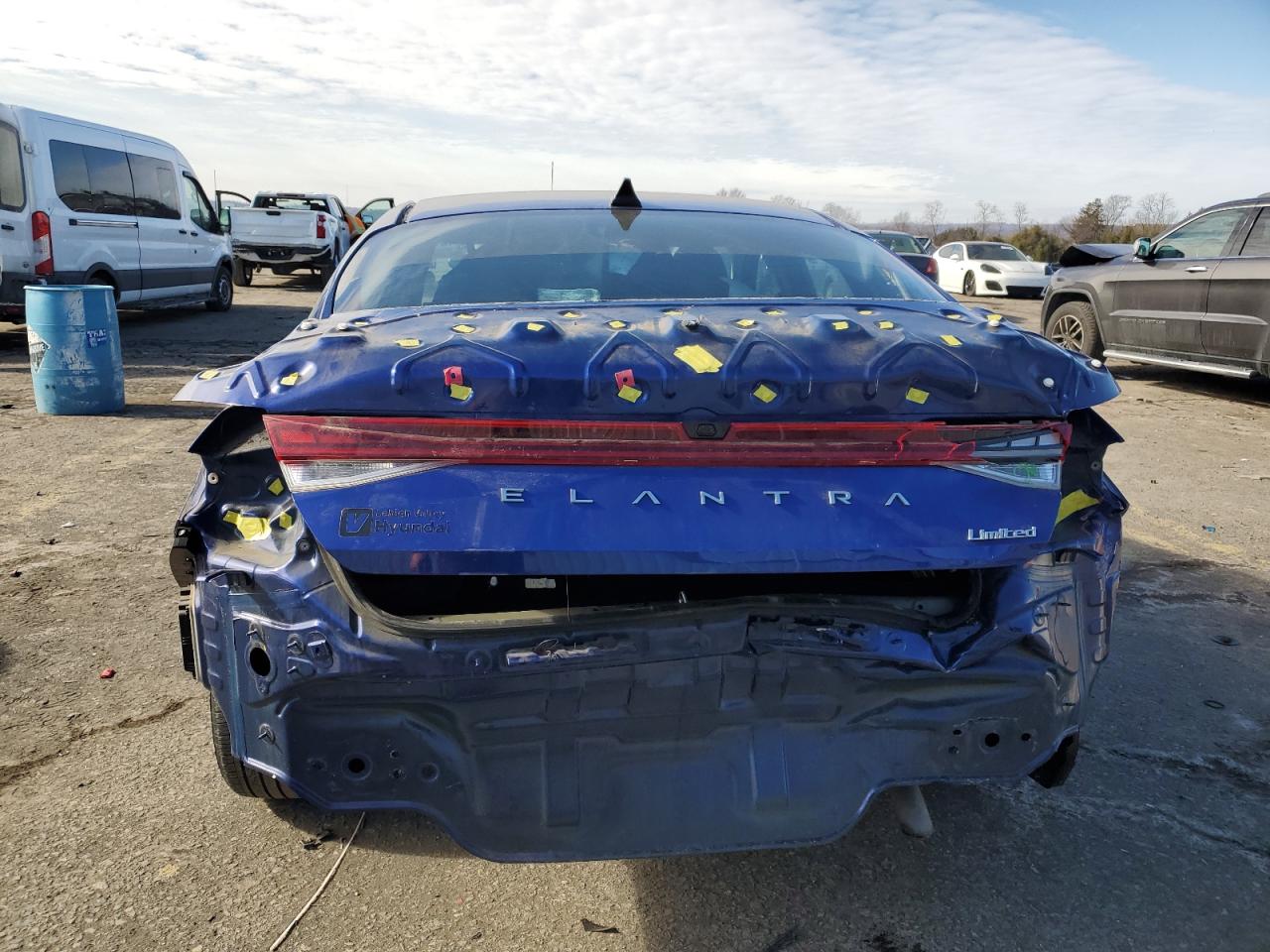 2022 HYUNDAI ELANTRA LIMITED VIN:5NPLP4AG3NH077578