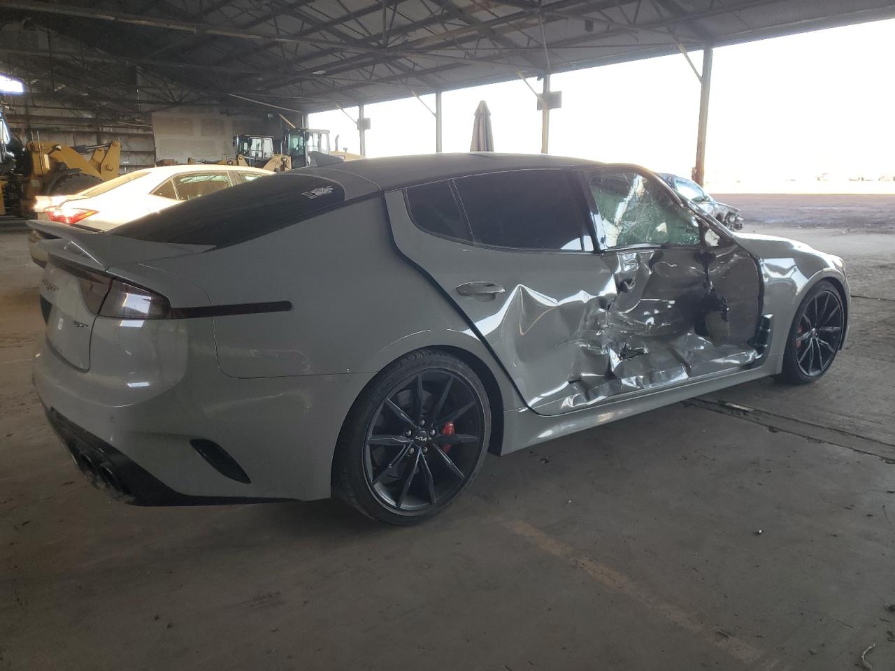 2022 KIA STINGER GT2 VIN:KNAE55LC8N6111584