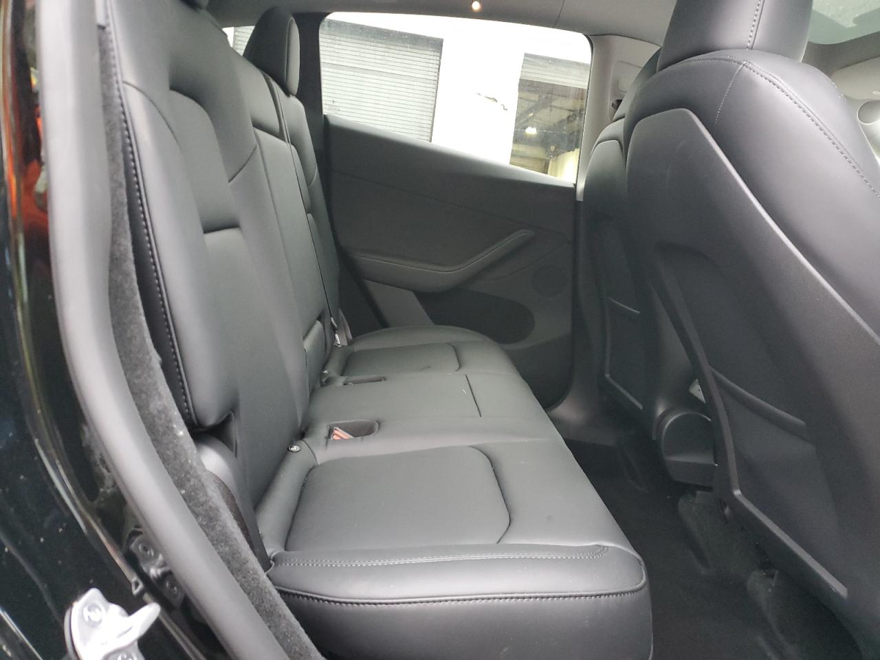 2023 TESLA MODEL Y  VIN:7SAYGDEE3PA187661