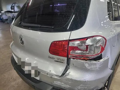 2014 Volkswagen Tiguan VIN: