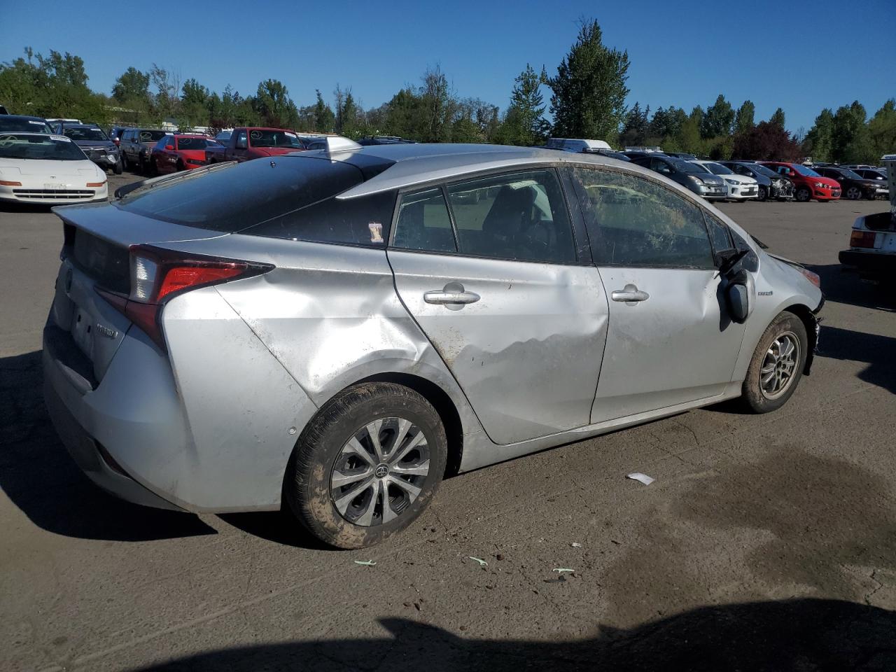 2022 TOYOTA PRIUS LE VIN:JTDL9MFUXN3039057