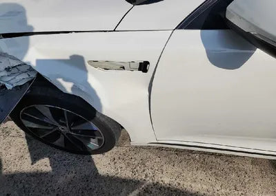 2016 Kia K5 KNAGU415GGA000657 VIN:KNAGU415GGA000657