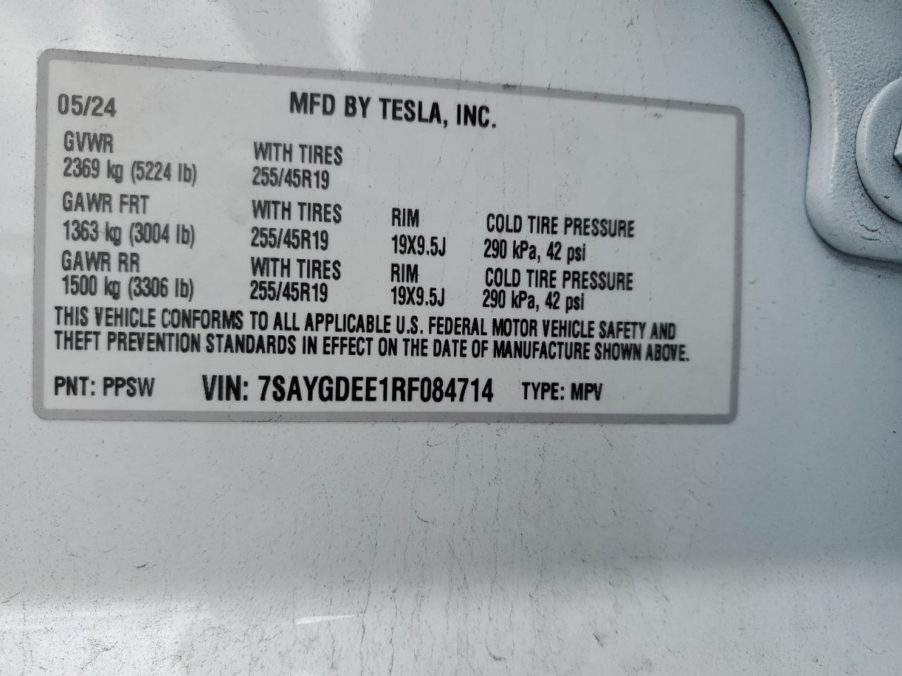 2024 TESLA MODEL Y  VIN:7SAYGDEE1RF084714