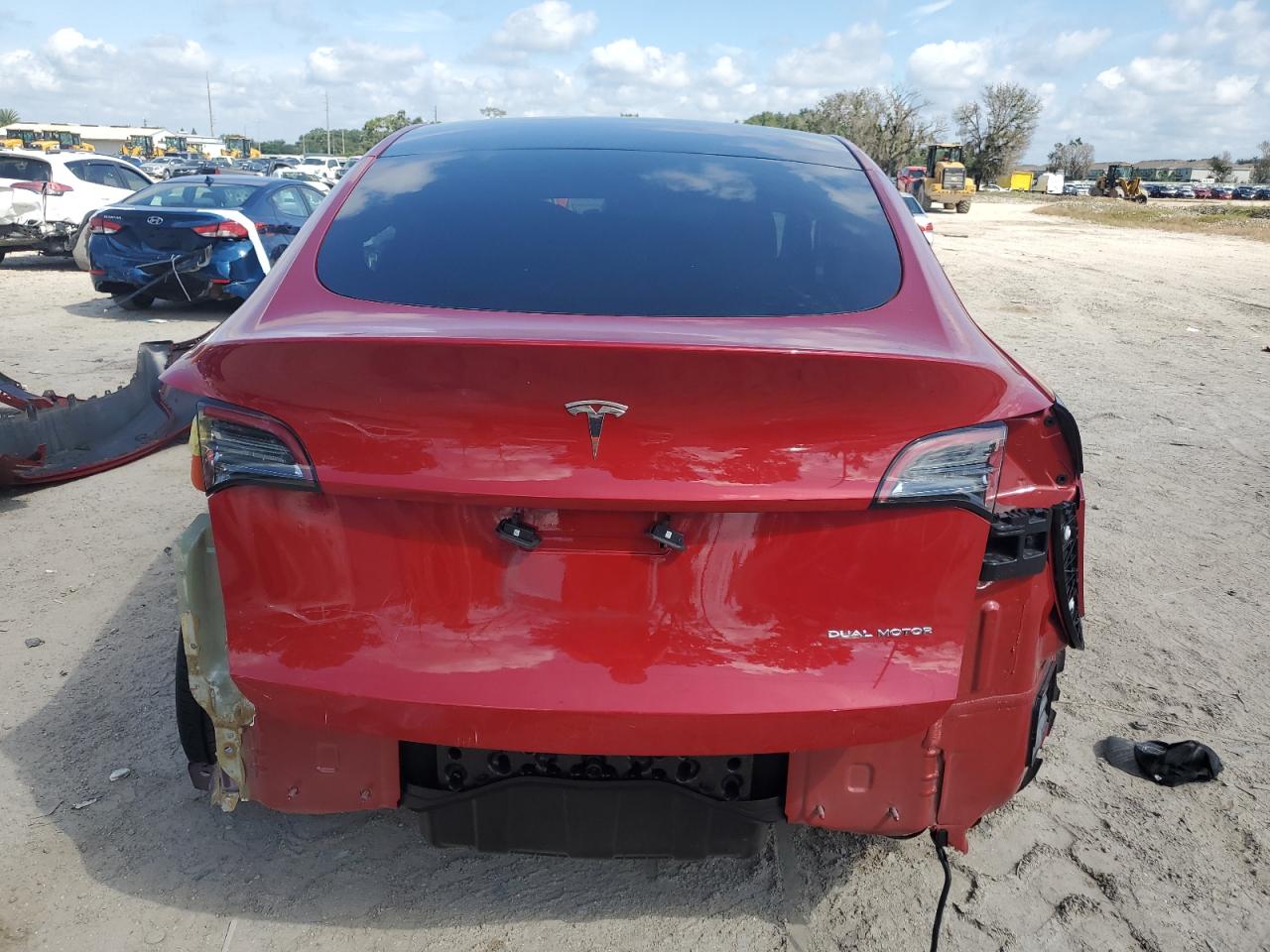 2023 TESLA MODEL Y  VIN:7SAYGDEE6PA090857