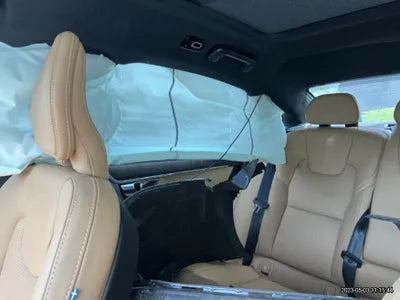 2022 Volvo S90 VIN:
