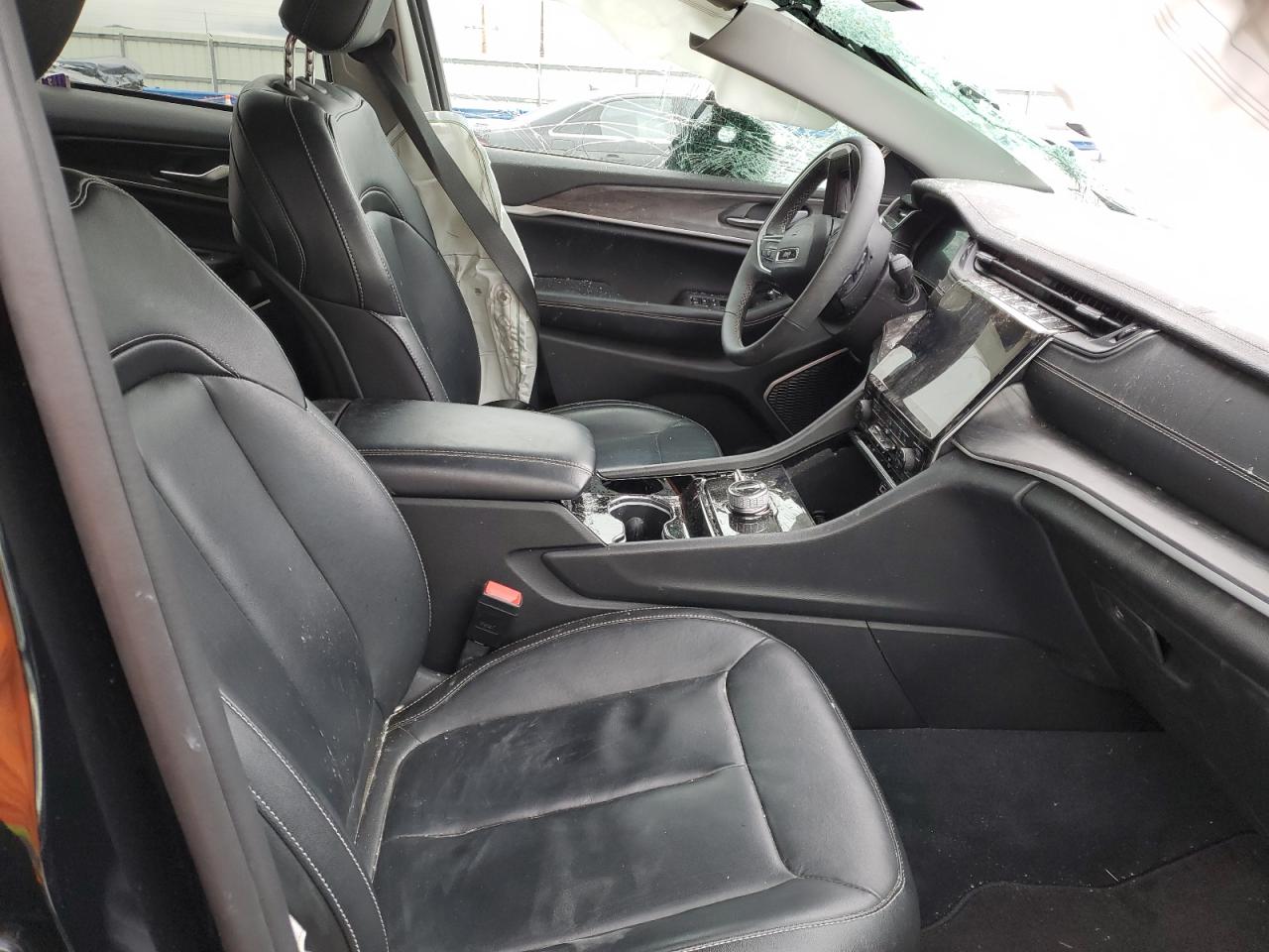2023 JEEP GRAND CHEROKEE LIMITED VIN:1C4RJHBG1PC502148