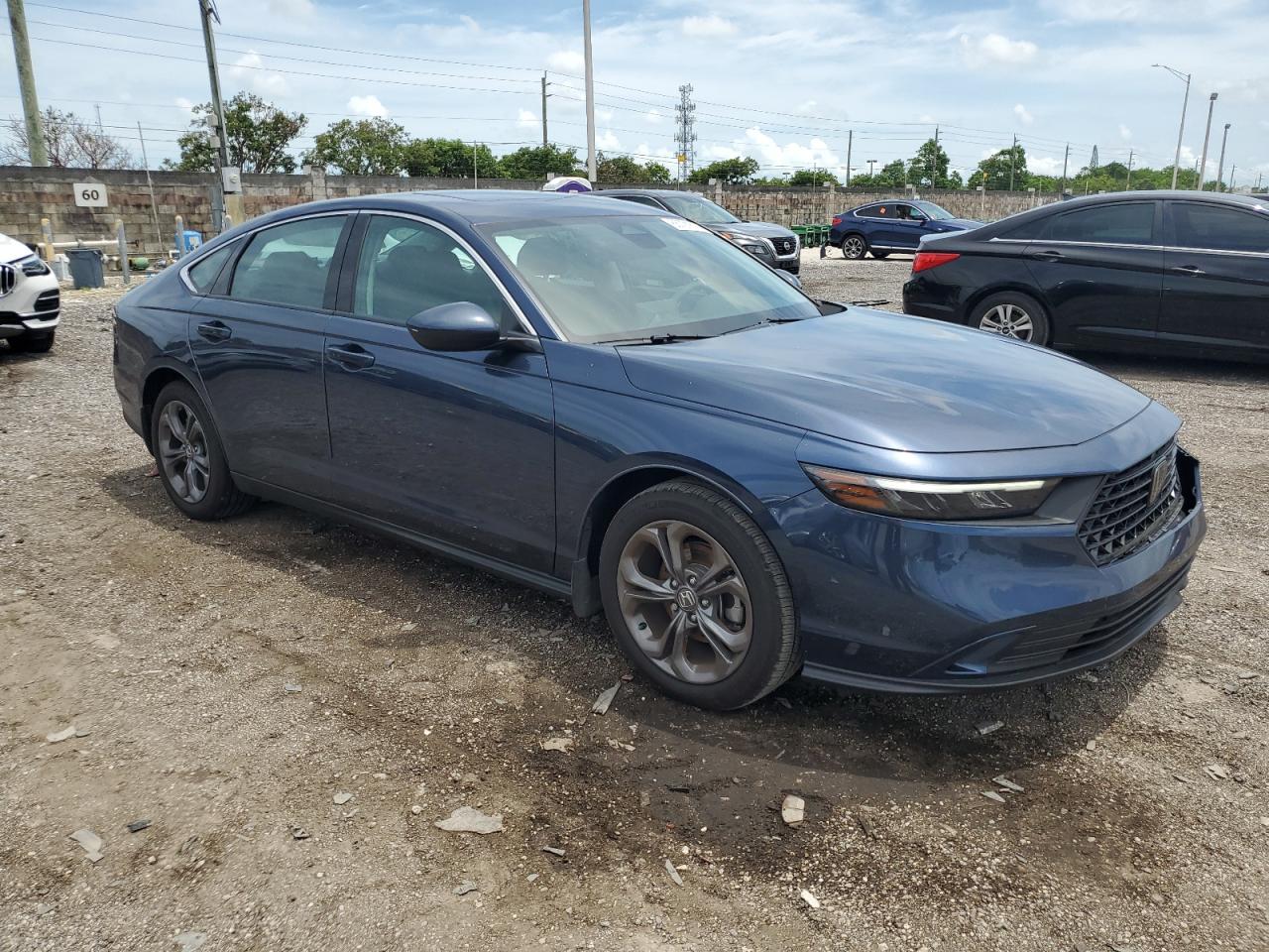 2024 HONDA ACCORD EX VIN:1HGCY1F39RA009169