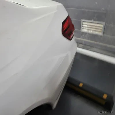 2014 Mercedes-Benz E 200 VIN: